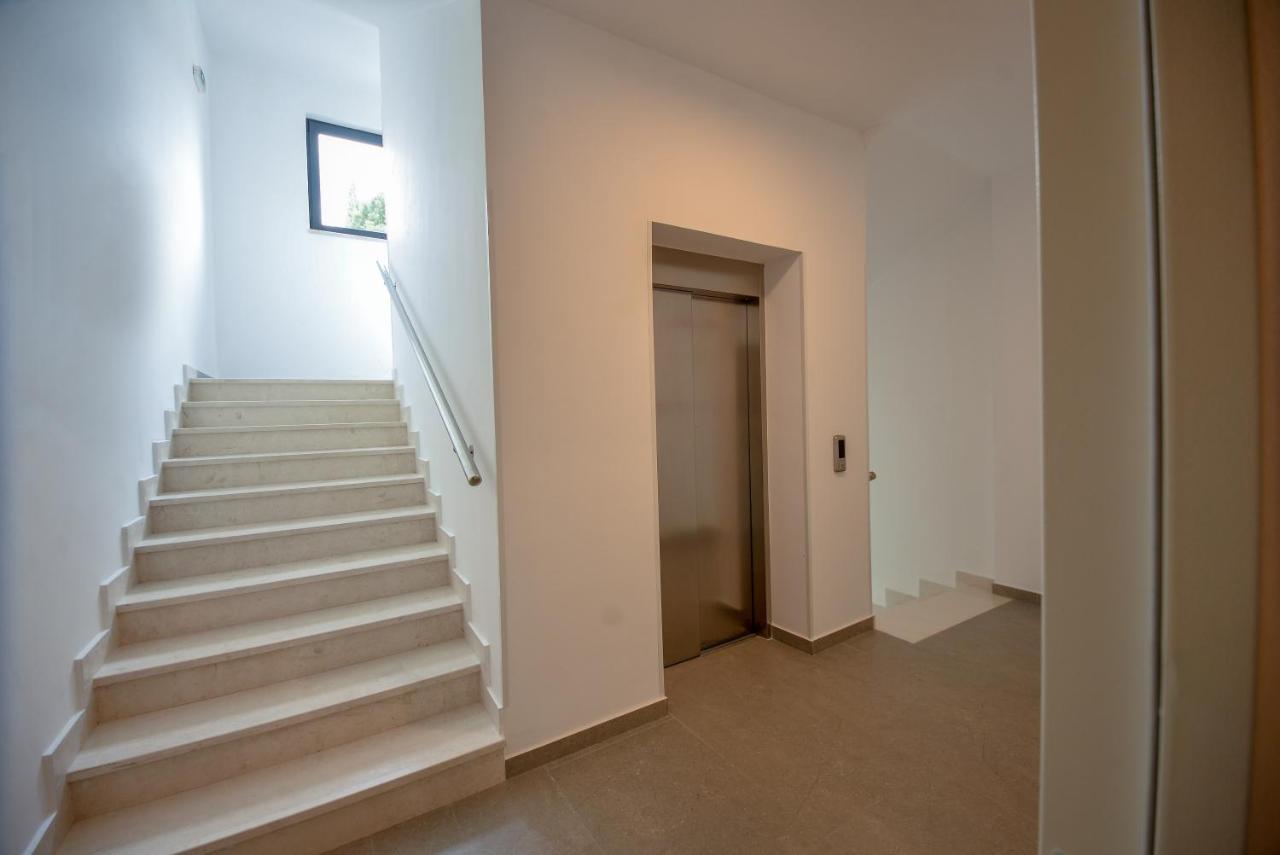 Pine 1 Apartment In The Center Trebinje Esterno foto