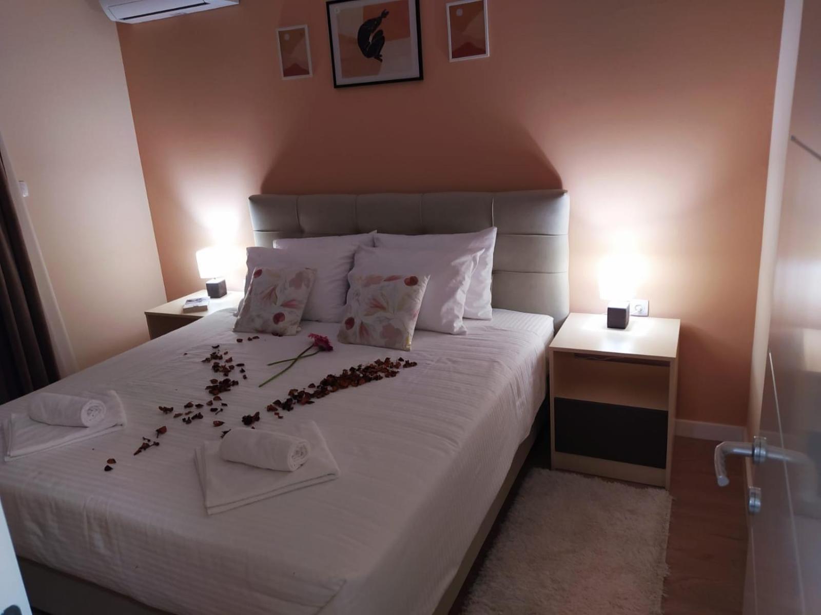 Pine 1 Apartment In The Center Trebinje Esterno foto