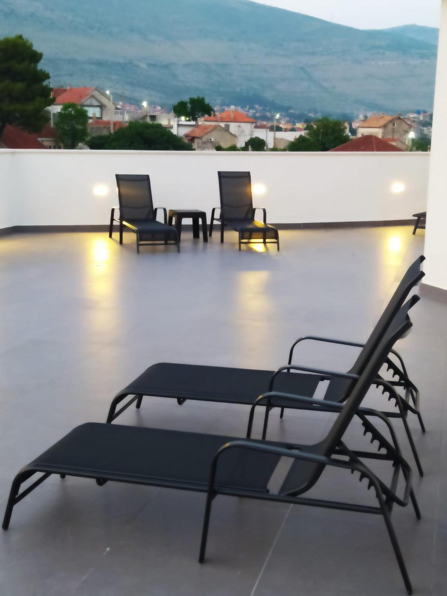 Pine 1 Apartment In The Center Trebinje Esterno foto